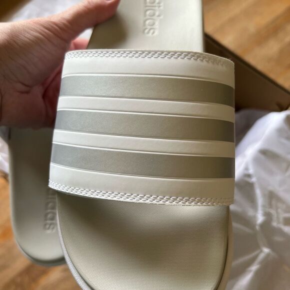 Adidas Platform Adilette Slides - Picture 5 of 8